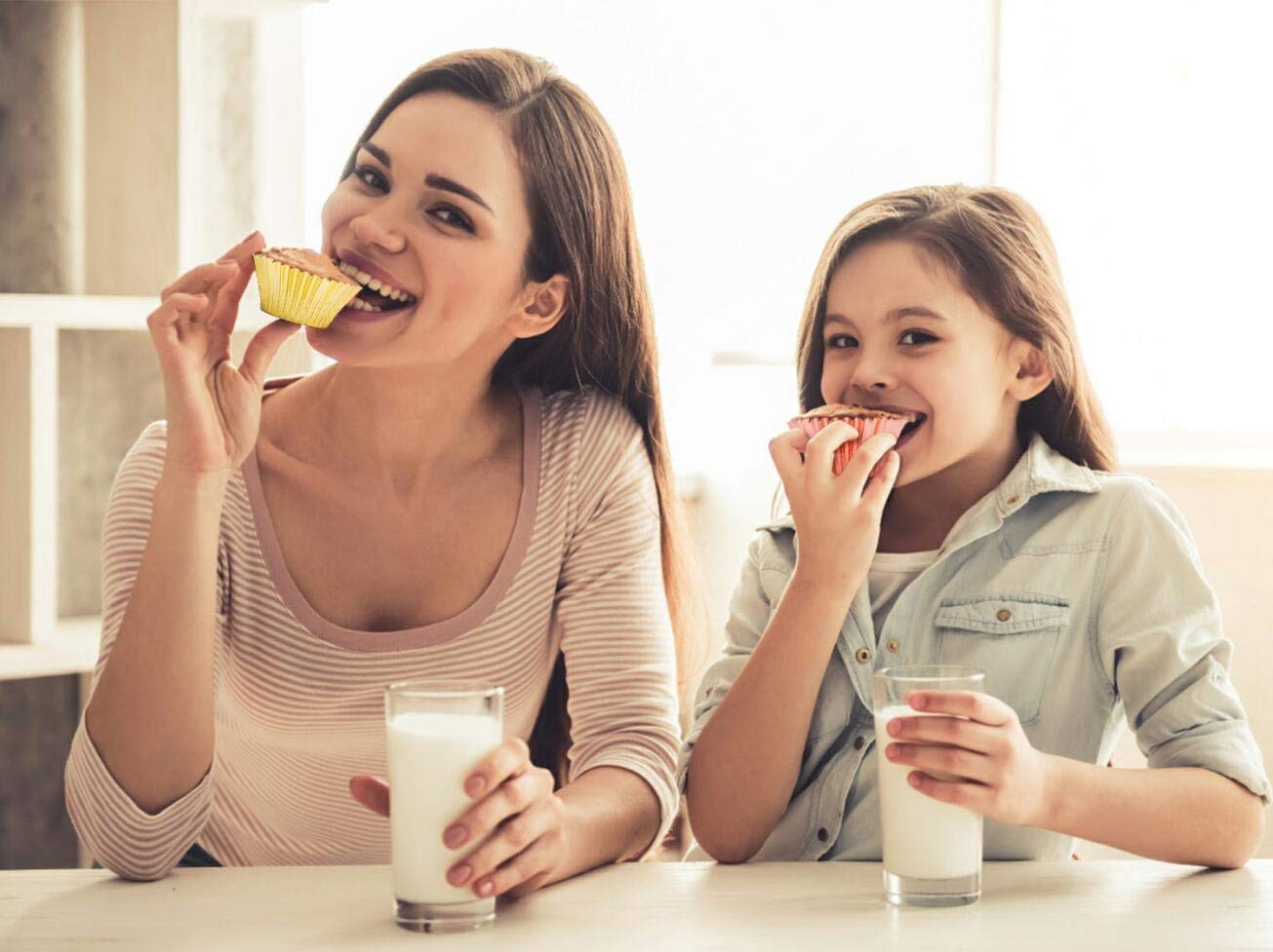 Foil Cupcake Liners Metallic Muffin Paper Cases Baking Cups Gold Sliver Rose Gold Pack Of 300